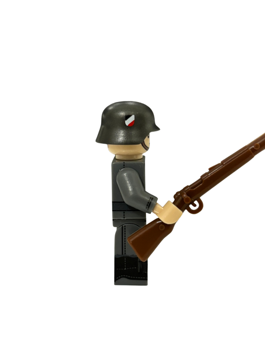 Custom Printed WW2 Minifigure German Soldier With Gun