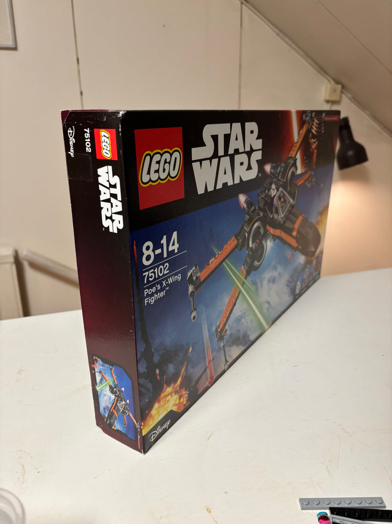 Lego Star Wars 75102 Poe's X-Wing Fighter