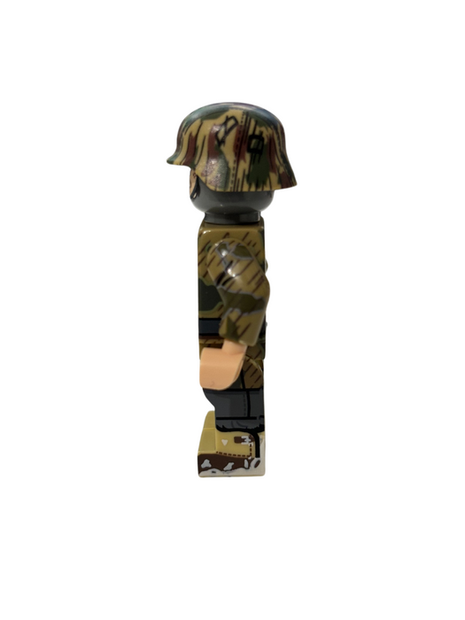 Custom Printed WW2 Minifigure German Soldier Machine Gunner Spring/Winter Camouflage